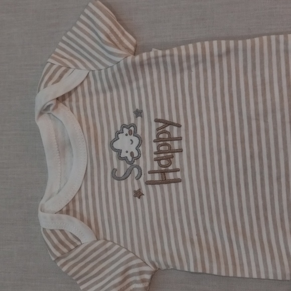 Bundle Infant Bodysuits - Picture 7 of 16